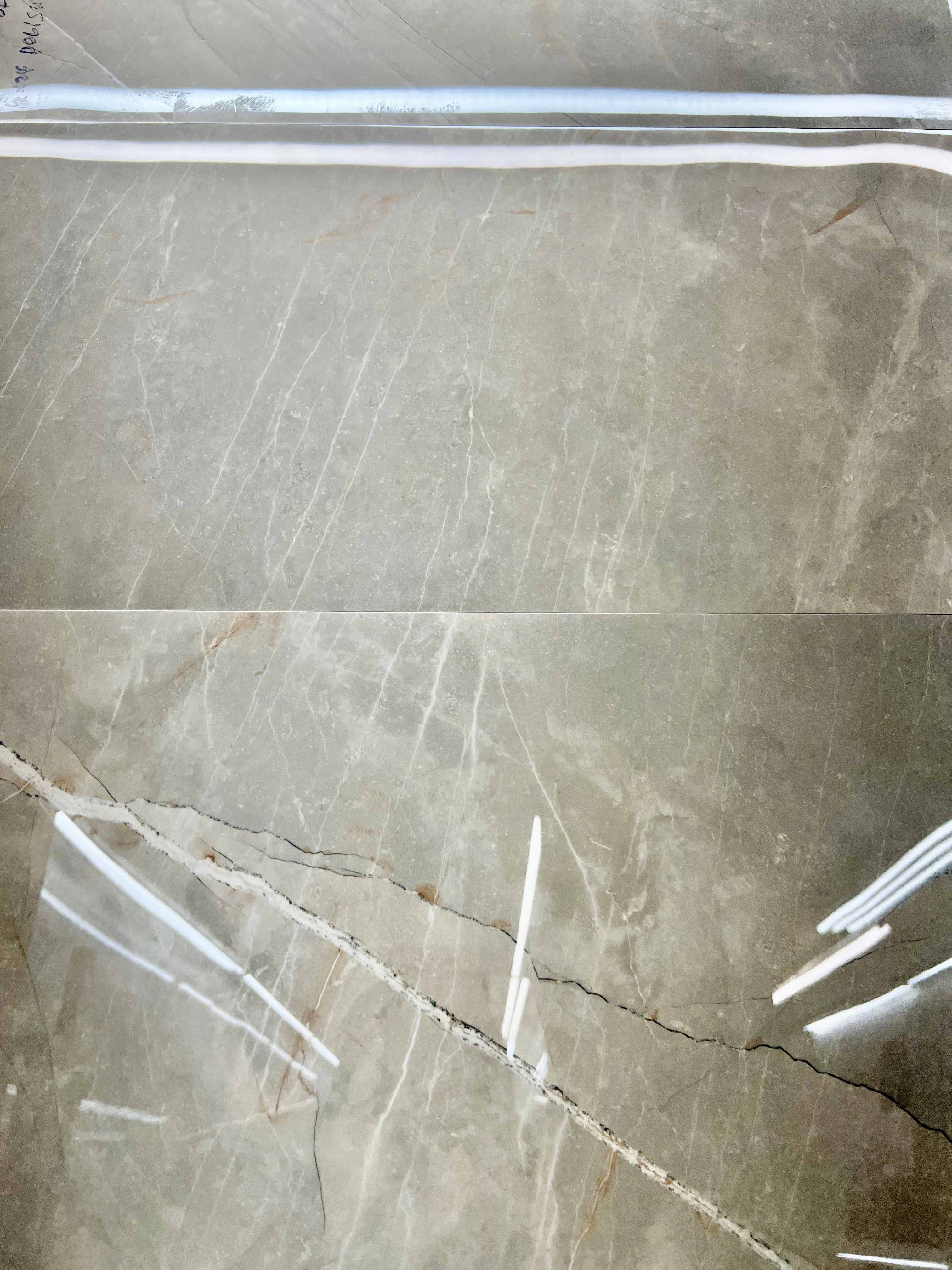 REALARMANI BEIGE POLISHED